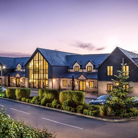 The Sharnbrook Hotel Buitenkant foto
